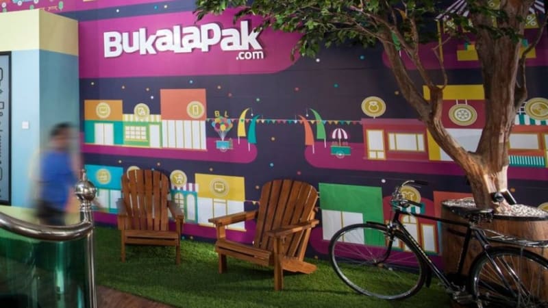Karyawan Bukalapak Kerja Dari Rumah